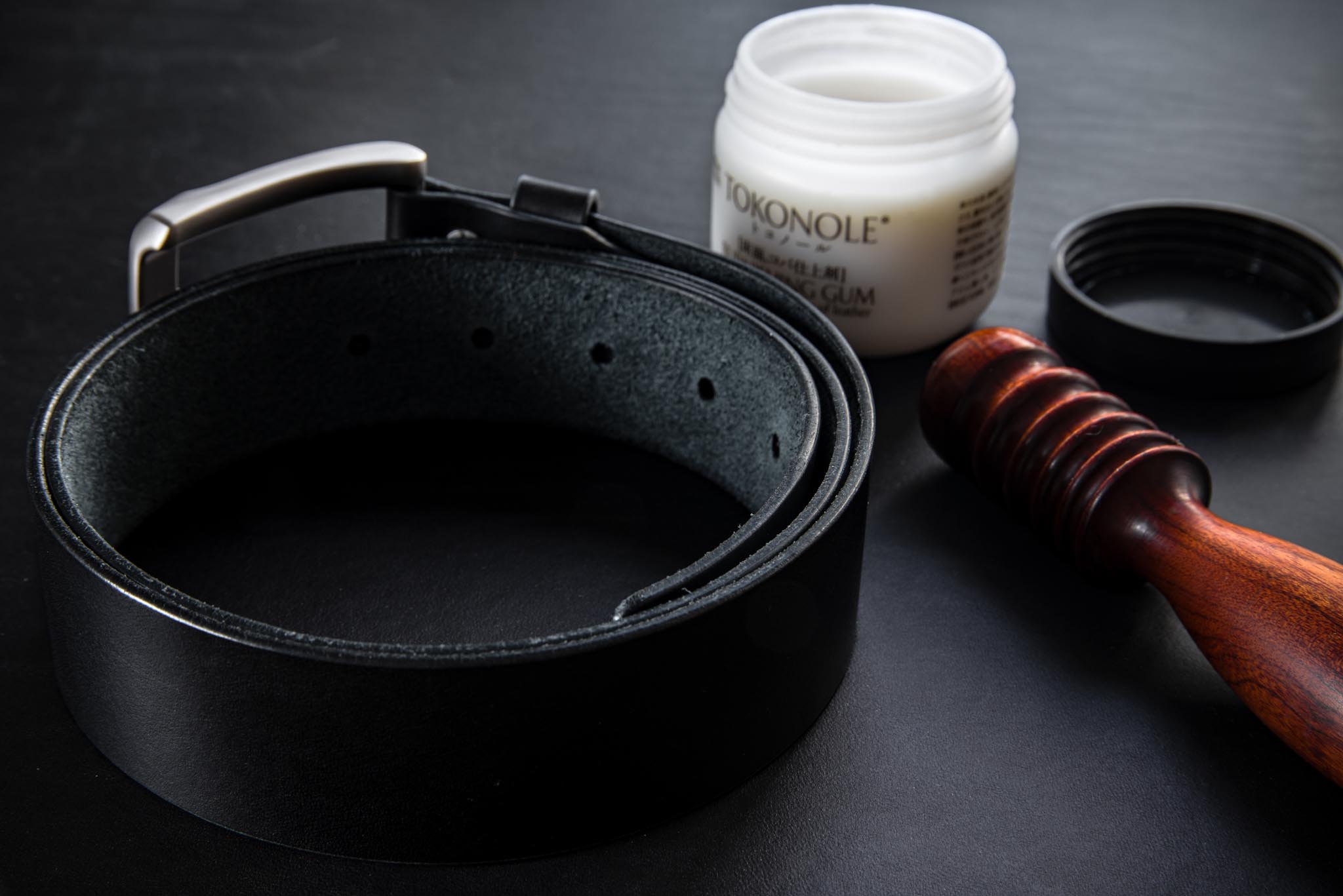 Leather belt edge burnishing